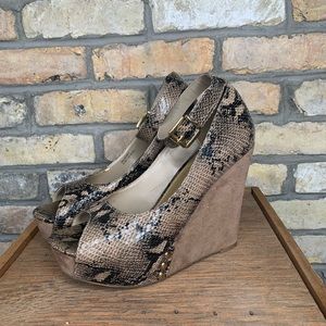 Shoedazzle ‘Mulberry’ Snakeskin & Suede Wedged Heel